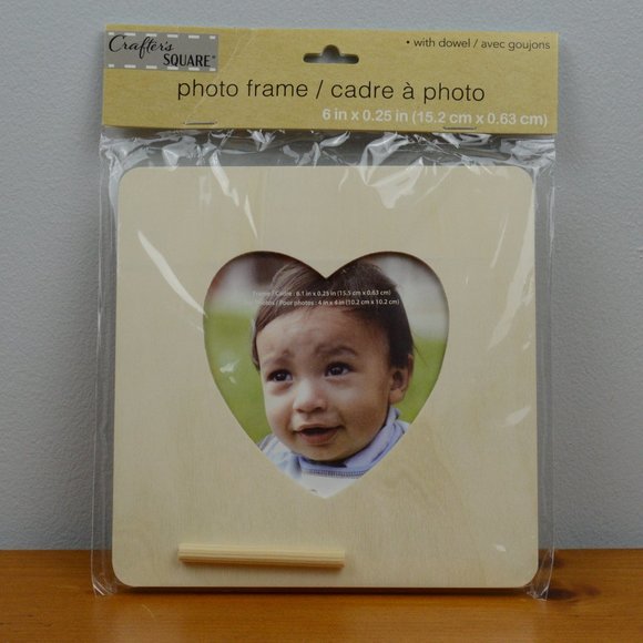 Just in time Valentine's Day DIY Wood Heart Frame - Picture 1 of 2